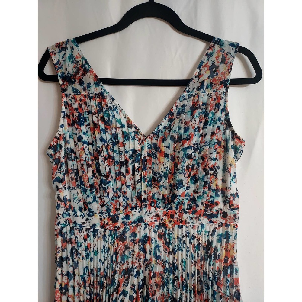 Plenty Trendy Green Print  V Neck Spring Dress Size 8